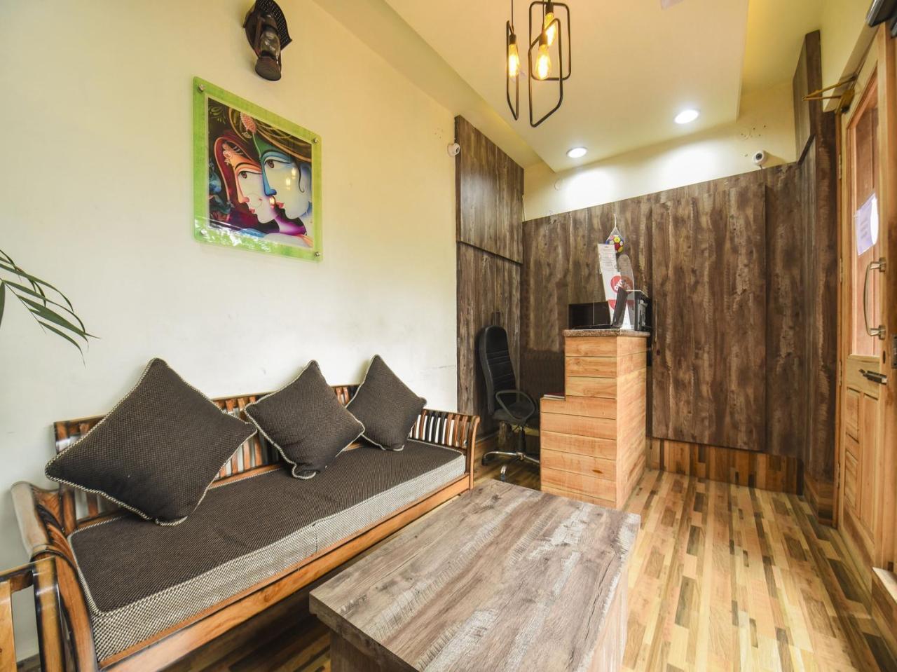 Oyo 7905 Holiday Inn Dalhousie Luaran gambar
