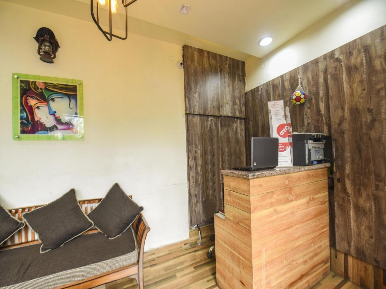 Oyo 7905 Holiday Inn Dalhousie Luaran gambar