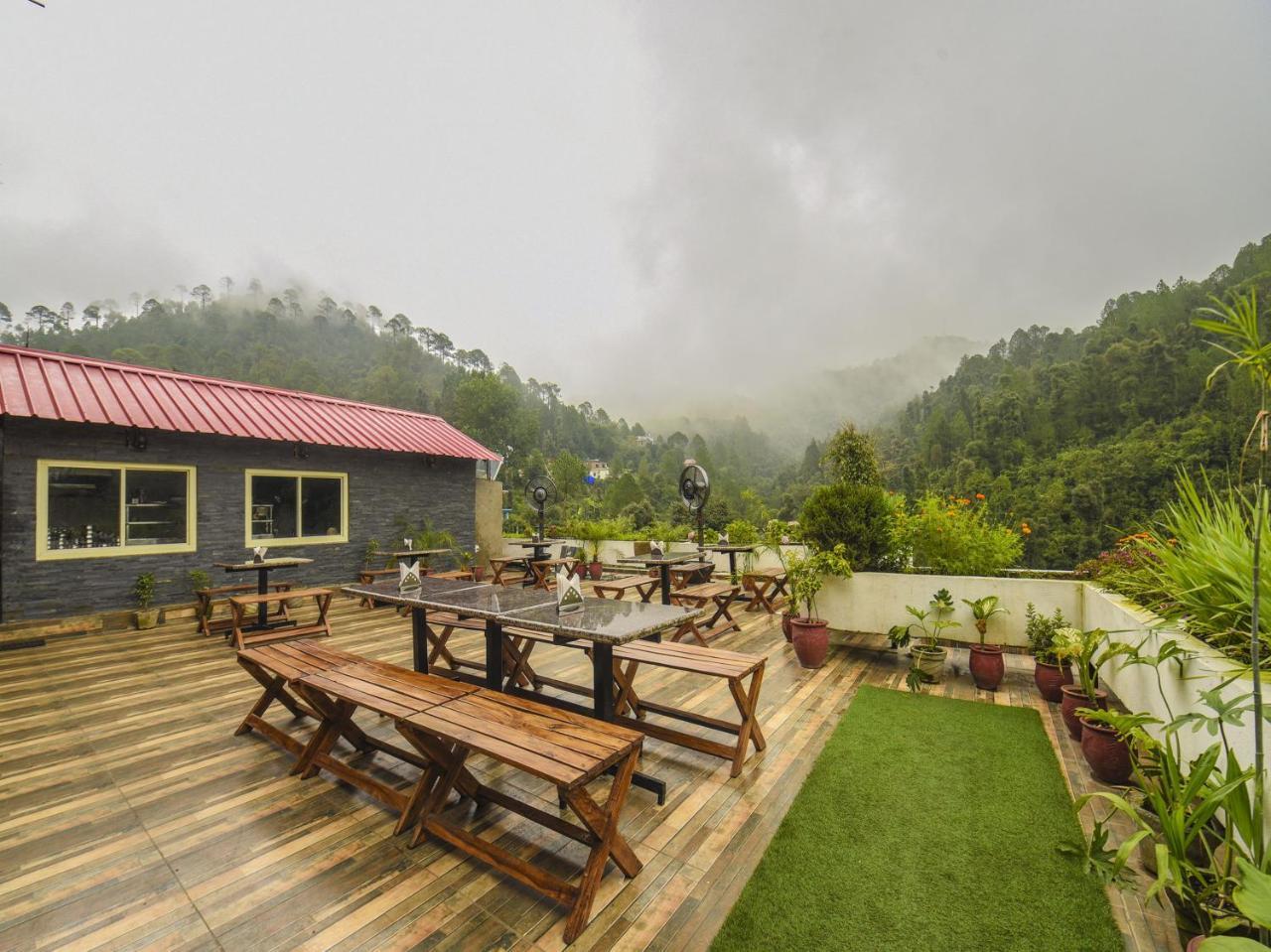 Oyo 7905 Holiday Inn Dalhousie Luaran gambar